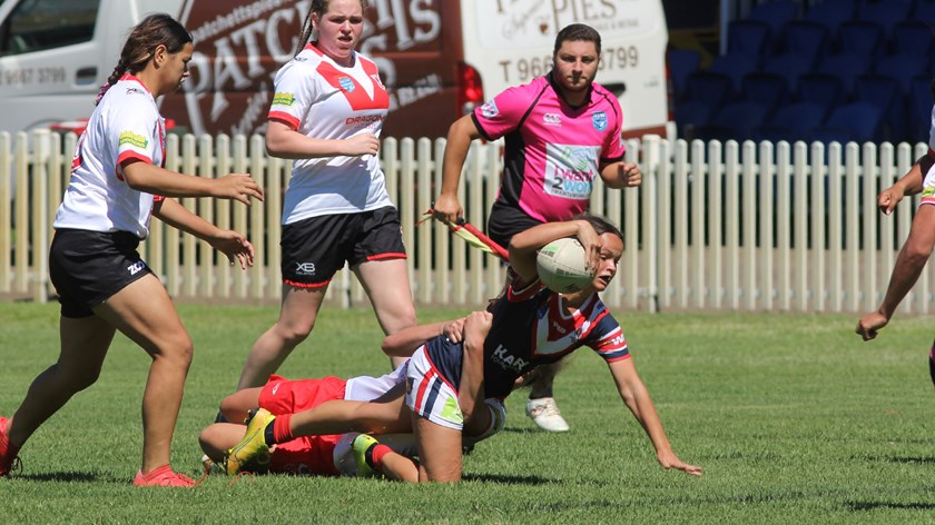 Tarsha Gale: Taneka Todhunter scores a try just before half time