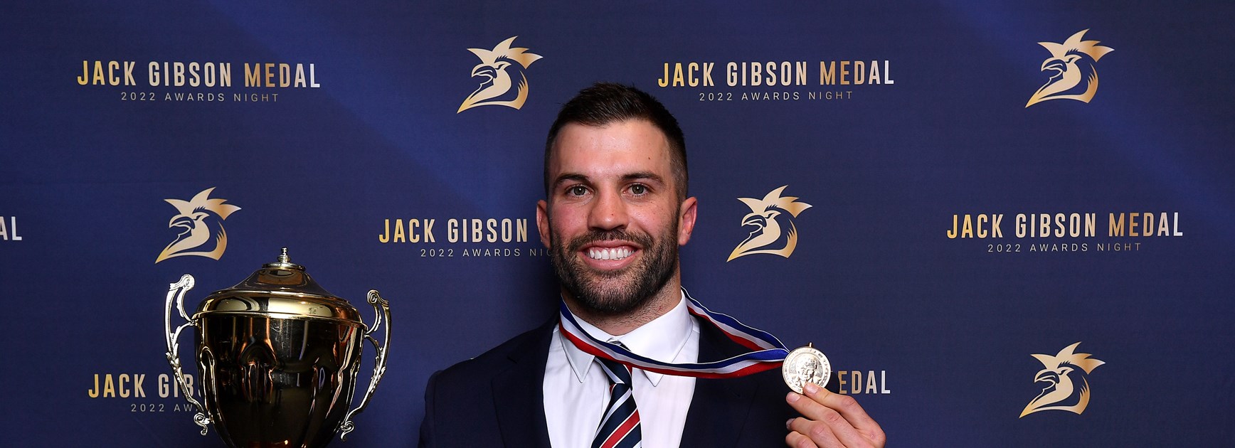 Top 10 Highlights of 2022: Tedesco Creates Jack Gibson Medal History