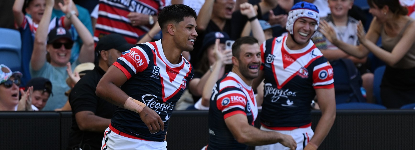 Roosters Rise to Down Warriors in Return to Allianz