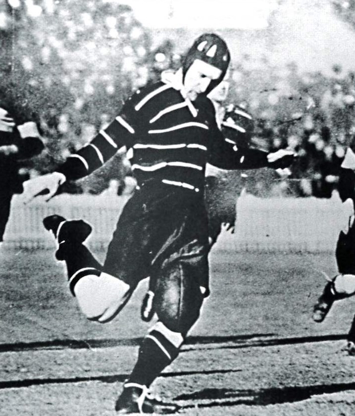 Point Scoring Record: Dave Brown scored five tries and kicked fifteen goals in the Club's first-ever contest with Canterbury-Bankstown in 1935, amassing an incredible 45 points. 