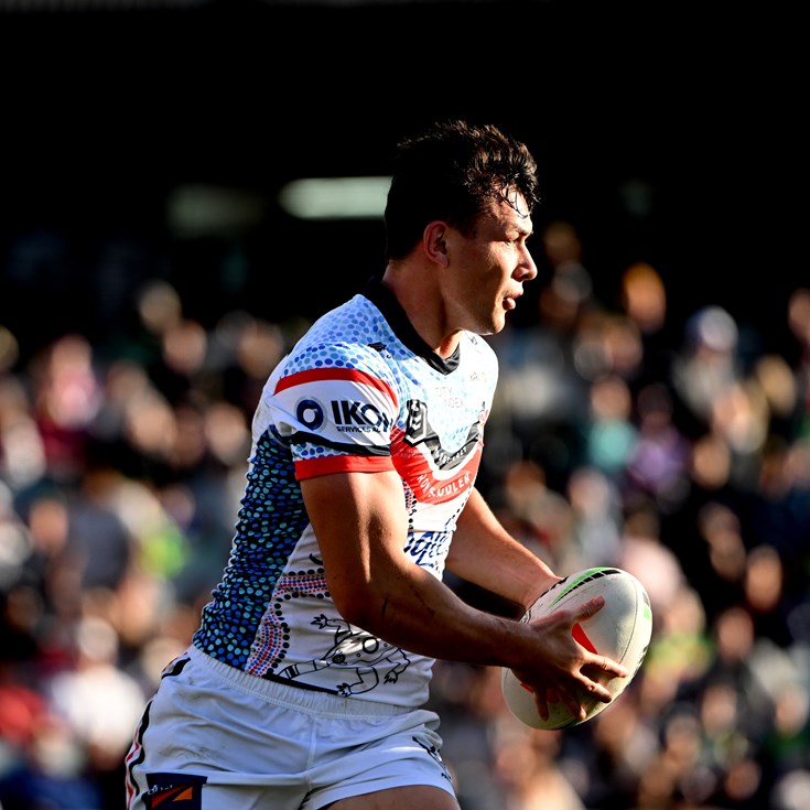 Roosters Honour Saddler in Scintillating Performance