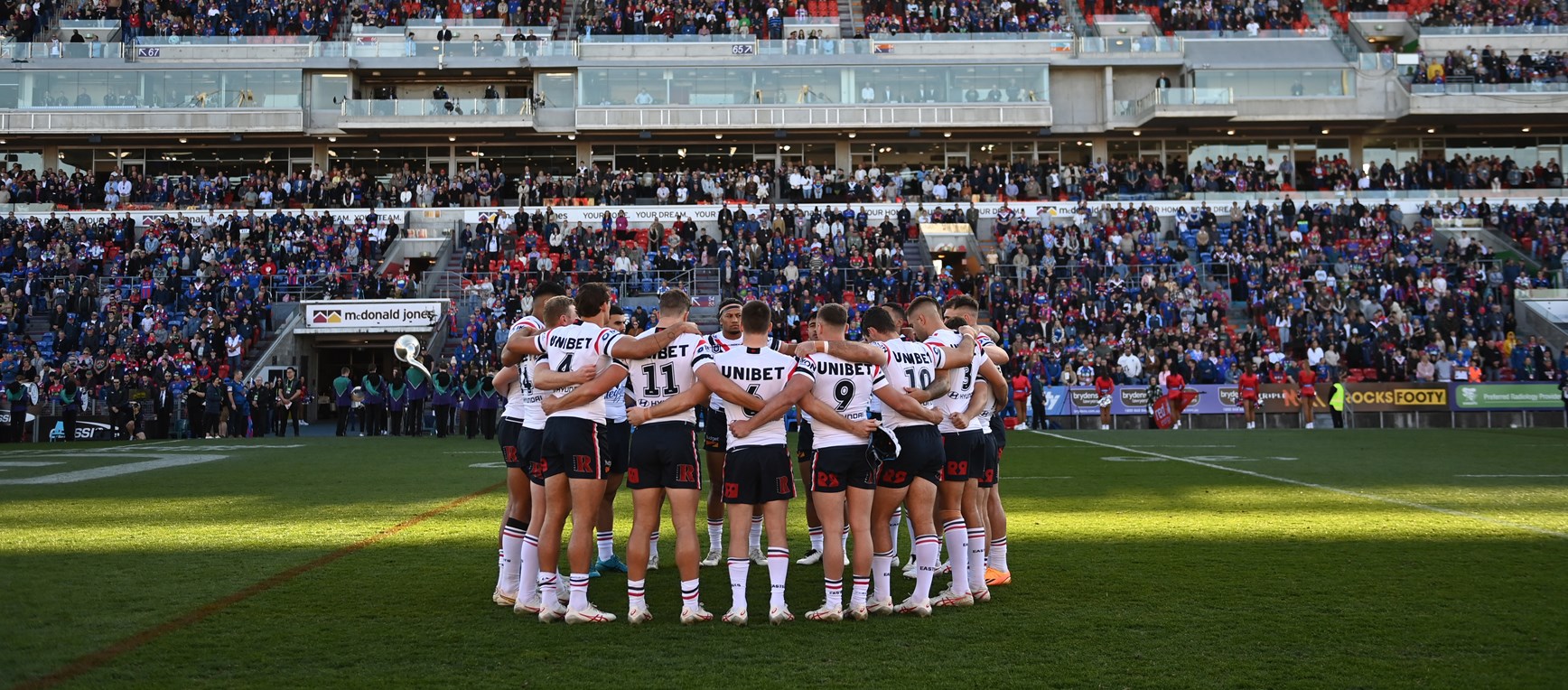 Match Gallery | Round 16