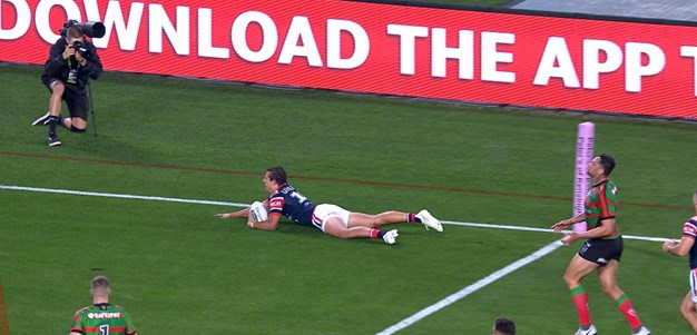 Brilliant Manu offload provides for Smith