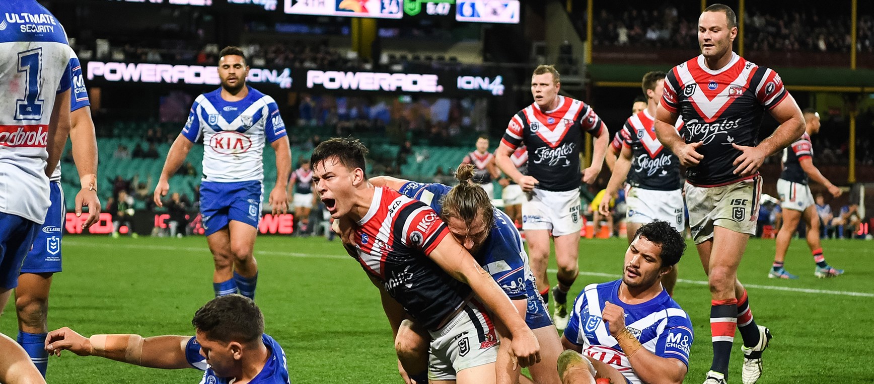 Match Gallery | Round 14