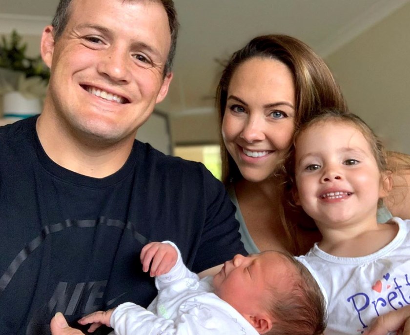 Josh Morris, his wife Elise and two kids Cali and Jesse.